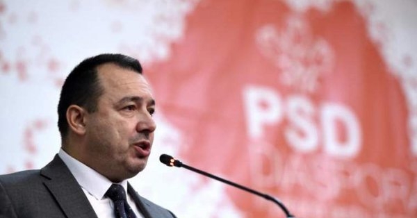 Îi solicită preşedintelui să denunţe protocoalele cu SRI